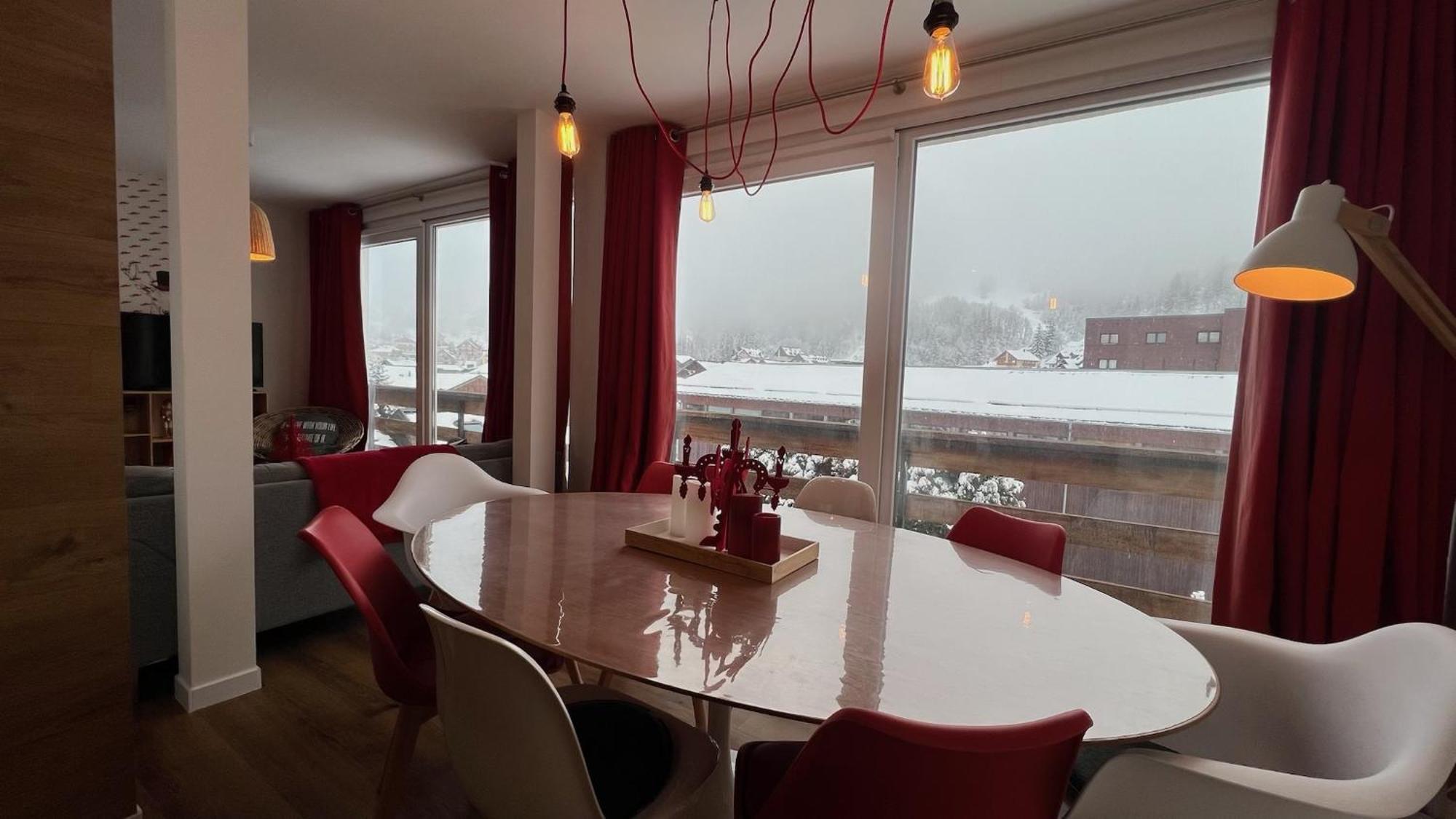 Rouge Canneberge -8 Personnes- 84M2 Vue Degagee Setaz Валоар Екстериор снимка